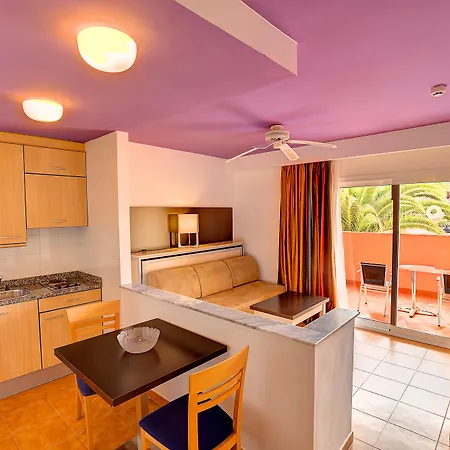 Sbh Monica Hotel 4*