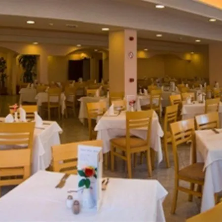 Hotel Sbh Monica