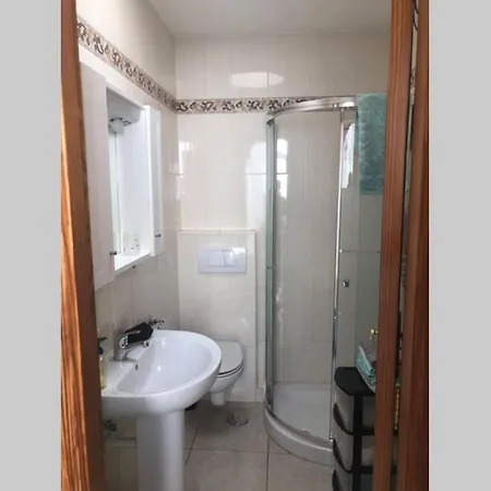 Casa Karoli Mit Meerblick *