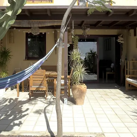 Front Granillo - Ocean View, Garden, Bright And Comfortable, Wi-fi Apartment