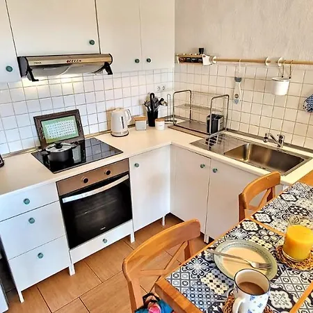 Casa Loro, *