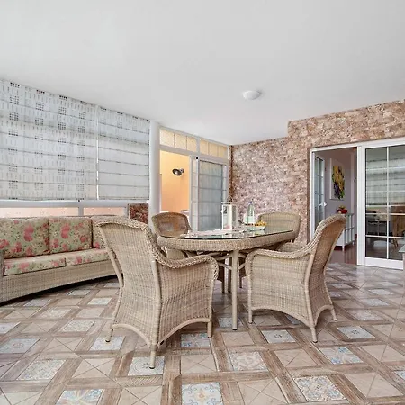 Casa Paco 4 *