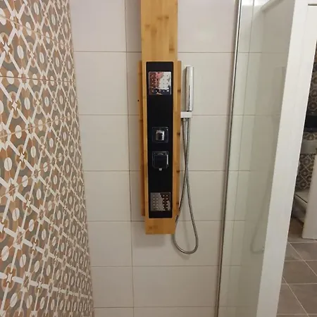 Mi Casa Tu Casa *