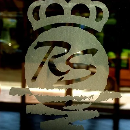 Hotel Royal 3*