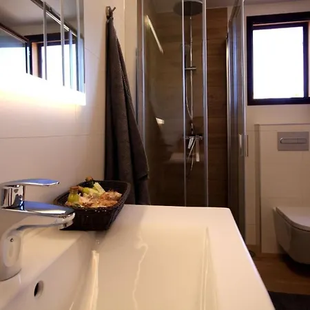 Exklusiv Eingerichtete Mit Meerblick Apartment *