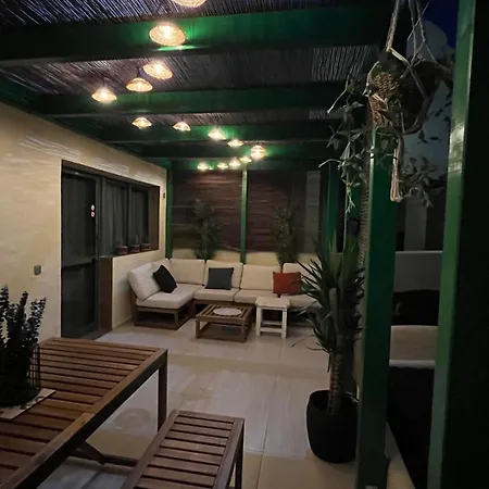 La Apartment *