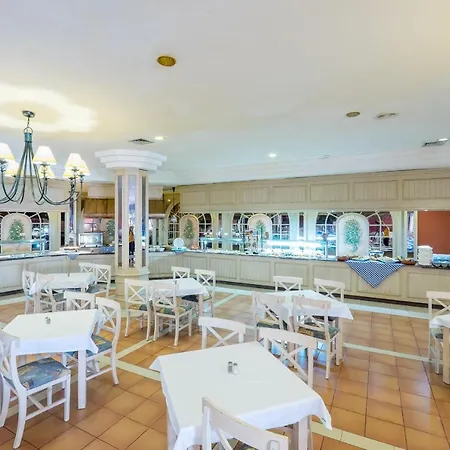 Royal Hotel 3*