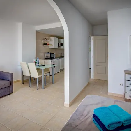 Your Ocean Blue Apartment *
