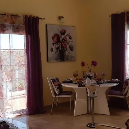 Exclusive Romeo Mit Privaten Pool, Mit Herlichen Panoramameerblik Auf Den Atlant