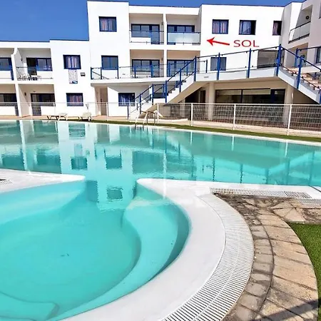 Ferienwohnung Sol - - Wifi - Pool - Max 4 Personen