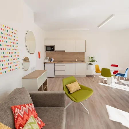R2 Maryvent Apartment *
