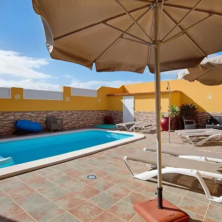 Apartment Casa Paco 1 *
