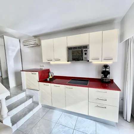 Beachhouse La Palma Apartment *