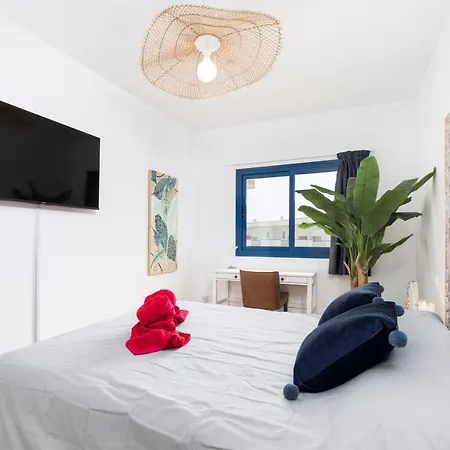 Home2book Aloha Palm Apartment