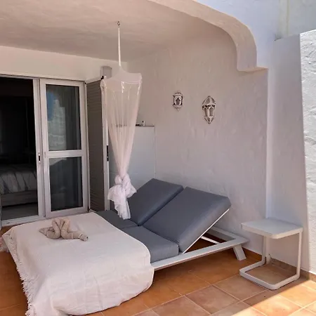 Casa Harmonia Mit Grosser Sonnenterrasse Und Meerblick In Lage