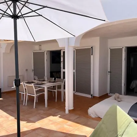 Casa Harmonia Mit Grosser Sonnenterrasse Und Meerblick In Lage Apartment *