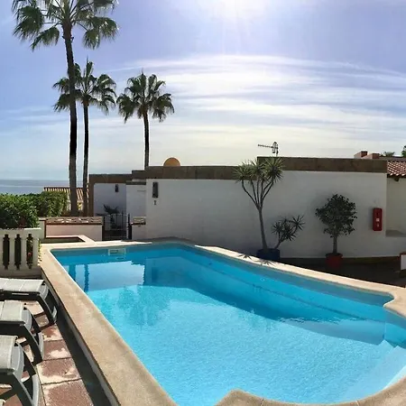 Alejandro, Panorama Jardin Villa *