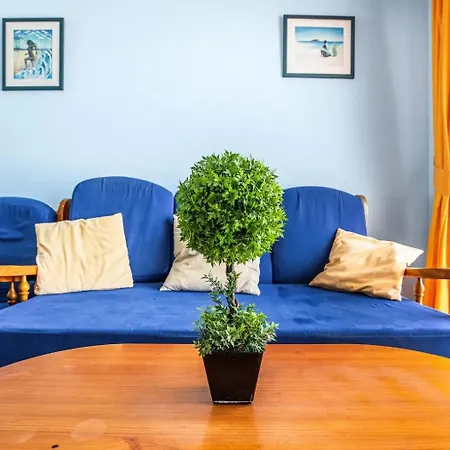 Apartment Near The Beach, With Terrace And Wifi *