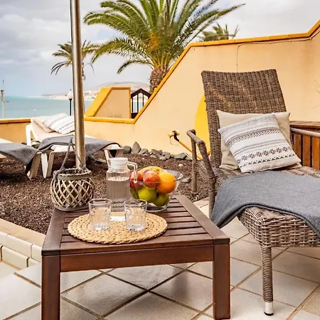 Apartment In Pajara Mit Terrasse