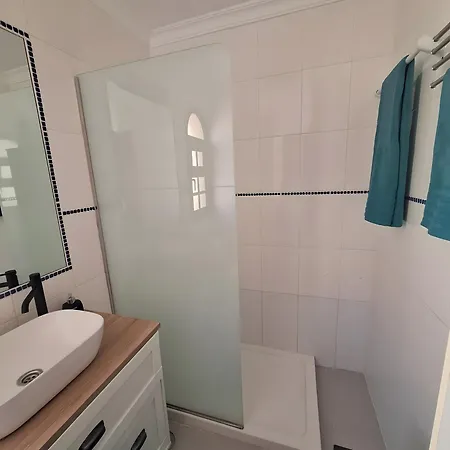 Enete Casa In Wifi Holiday home *