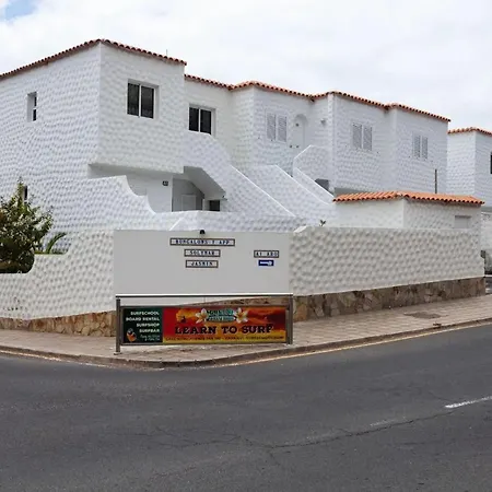 Apartment Near The With A Huge Terrace Patio, Wifi And Parking *