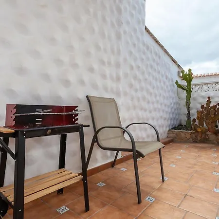Near The With A Huge Terrace Patio, Wifi And Parking *