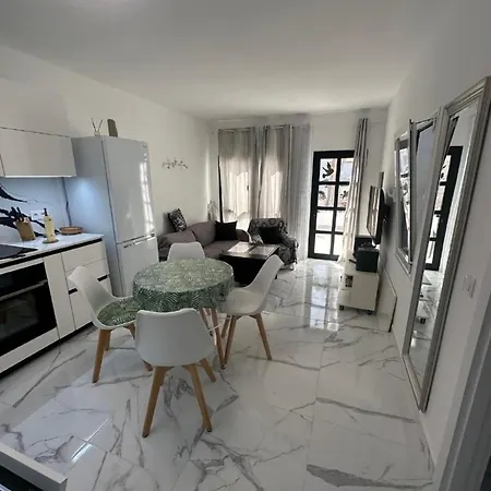 Apartment Mit Garten, Am