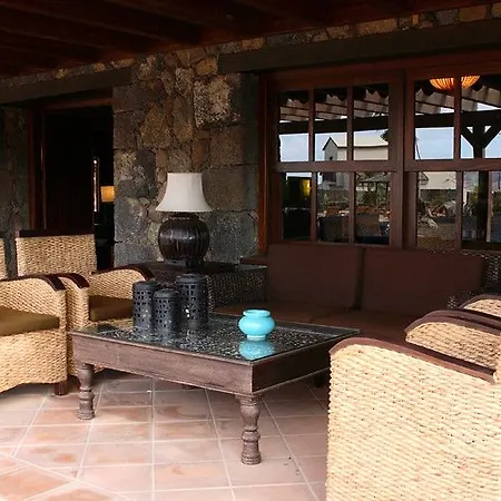 Hotel Oasis Rural De Villaverde 4*