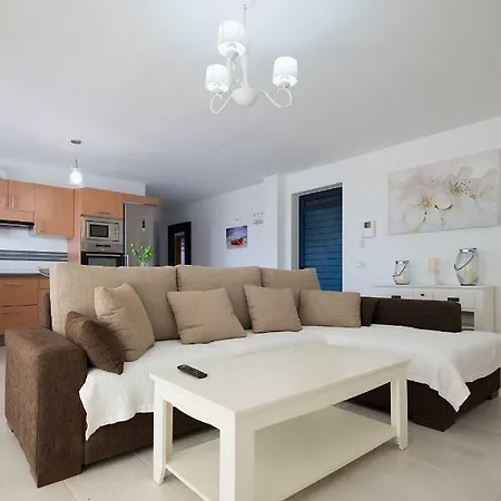 Cardon Big Calm 14 Apartment
