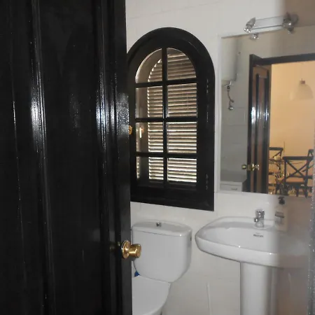Palm Garden Apartment *